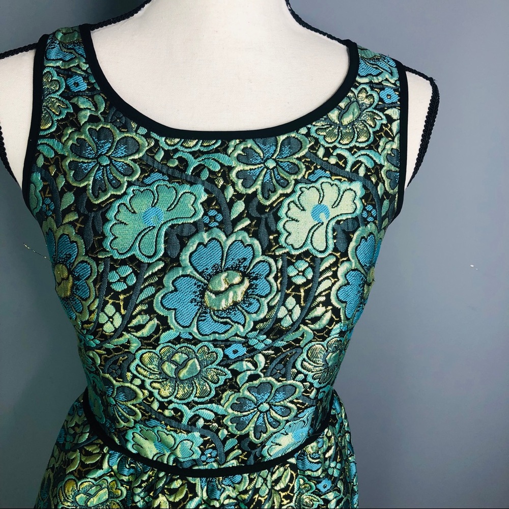 Metallic sleeveless dress size XS - Picture 3 of 8